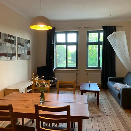 Апартаменты Alter Seminar- Und Gaestehaus Spreewald Фечау